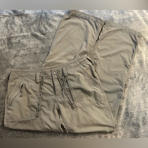 The North Face Pants - The North Face Rollup Hiking/Field Pants size 10